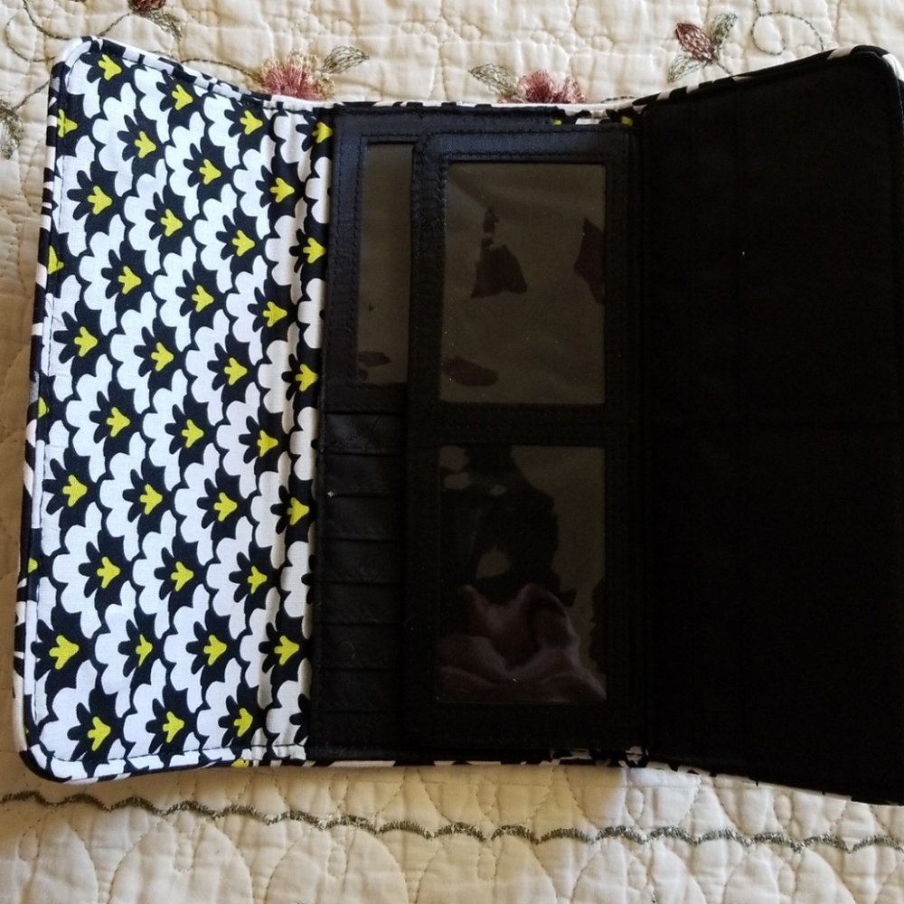 Wallet - Picture 2 of 3